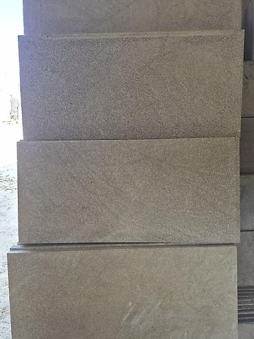 Aqlay piltə döşəmə və fasad üçün 3x35x75 - Material: təbii qumdaşı - at lalafo.az Aqlay piltə döşəmə və fasad üçün 3x35x75 - Material: təbii qumdaşı -