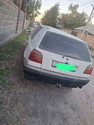 ski: Volkswagen Golf: 1992 г., 1.8 л, Механика, Бензин, Хэтчбэк — 3