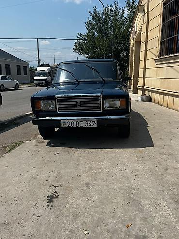 99 maşını: VAZ (LADA) 2107: 1.6 l | 1999 il 99999 km Kabriolet — 1