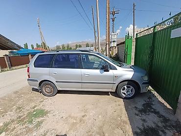 четырка цена: Mitsubishi Chariot: 1999 г., 2.4 л, Механика, Бензин, Универсал — 5