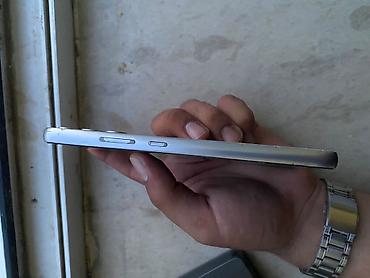 narda 50 qepik internet: Samsung Galaxy A34 5G, 128 GB, rəng - Gümüşü — 4