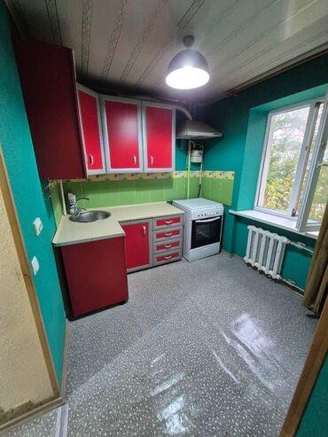 профсоюзная квартира: 2 комнаты, 40 м², Индивидуалка, 3 этаж, Косметический ремонт