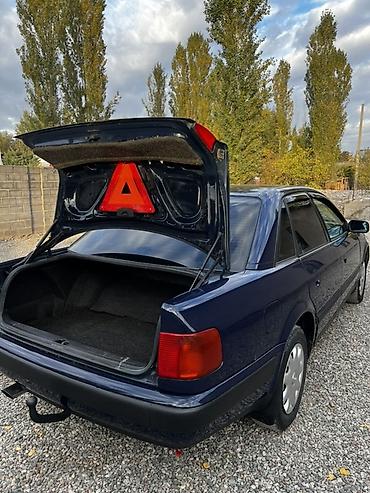 audi 2 8: Audi 100: 1992 г., 2 л, Механика, Бензин, Седан — 9