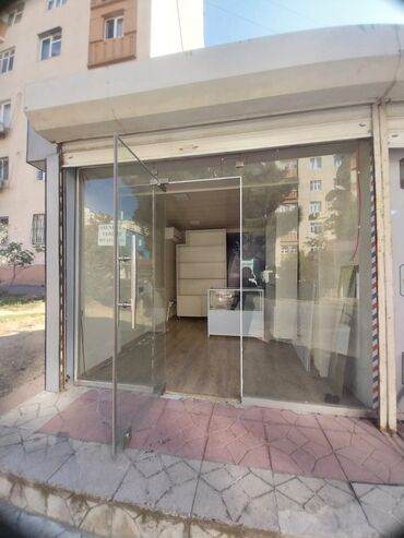 помещение в аренду под ресторан: Arenda obyekt 10kv Yeni Güneşli qəsəbəsi V21 aRaz market yanı