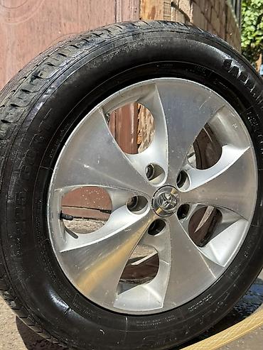 camry 70 диски: Литой диск Toyota alfard с шиной 225/60 R17 - Диаметр диска: 17" - — 1
