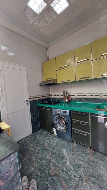 Bağ evlərinin satışı: Bakı, Yasamal, 420 kv. m, 7 otaqlı, Hovuzlu, Kanalizasiya, Kombi, Qaz -da lalafo.az — 24 Bağ evlərinin satışı: Bakı, Yasamal, 420 kv. m, 7 otaqlı, Hovuzlu, Kanalizasiya, Kombi, Qaz — 24