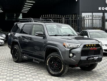 Mercedes-Benz: Toyota 4Runner: 2020 г., 4 л, Автомат, Бензин, Внедорожник