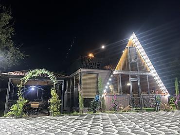 hövsanda: Qəbələ A-frame tipli dağ mənzərəli bağ evi – şəxsi həyət və hovuzla — 6