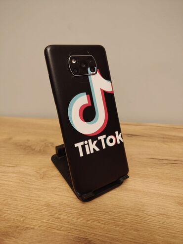 ucuz macbook: Yeni kimidir arxası idyal vinilli.endiriim varr barterr varr