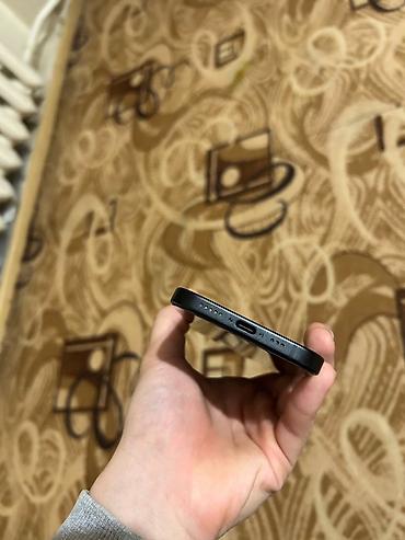 poco s55: IPhone 13 mini, цвет Midnight (чёрный) - Компактный корпус с плоскими — 3