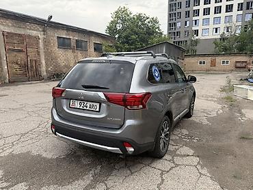 авари: Mitsubishi Outlander: 2017 г., 3 л, Автомат, Бензин, Кроссовер — 4