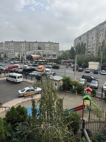 однокомнатная квартира продается: 2 комнаты, 48 м², 105 серия, 3 этаж, Евроремонт