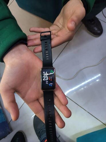 w26 smart watch qiymeti: Smart saat, Huawei, Sensor ekran, rəng - Qara