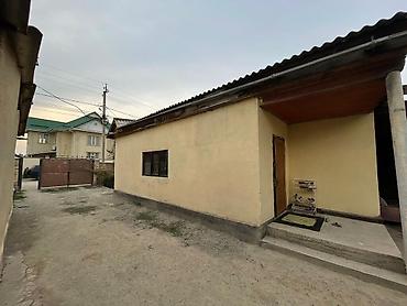 Sale of cottages and houses: 📍 Район: ж/м Арча-Бешик 🏠 Дом: 150 м², 4 комнаты 🌳 Участок: 7.2 сотки — 4