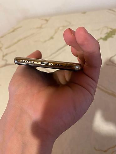 ses oturucu: IPhone Xs, 256 GB, Matte Gold — 2