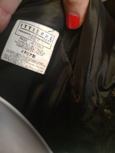 Krzneni kaputi: Dolce&Gabbana, jakna. Bundica koja privlači pažnju. Velur sa — 5