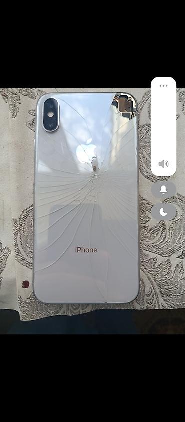 iphone arxa şüşə: IPhone X, Gümüşü, Qırıq — 1