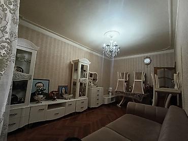 Həyət evləri və villalar: 3-cü mikrorayon 3 otaqlı, 150 kv. m, Orta təmir — 5
