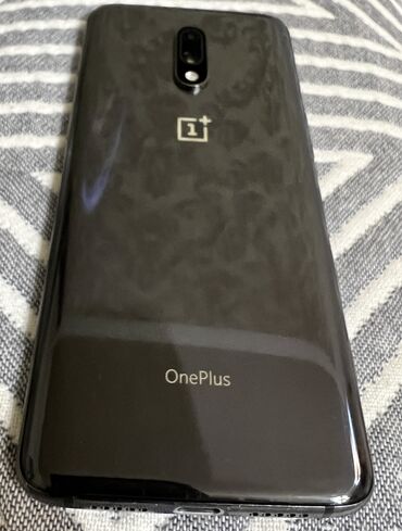 элжи телефон: OnePlus 7, Колдонулган, 128 ГБ, түсү - Кара, 2 SIM