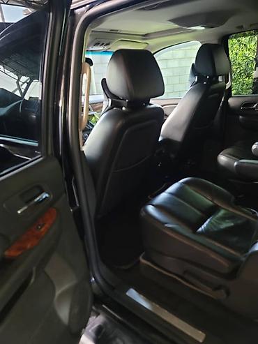 suburban: Chevrolet Suburban: 2007 г., 6 л, Автомат, Бензин, Внедорожник — 3