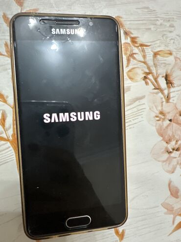 islenmis samsung telefonlari: Samsung A400, rəng - Qara