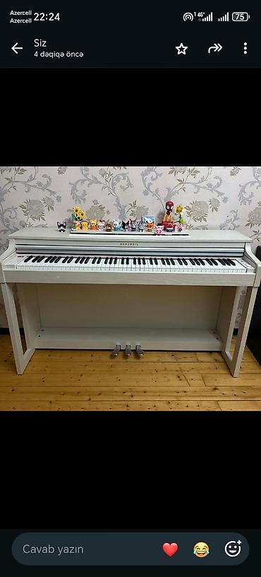 Kurzweil rəqəmsal pianino – ağ/ivori rəngli, klassik konsol korpusda