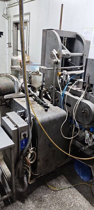 Производство молочных продуктов: Продается несколько позиций упаковщиков для молочного цеха. 1) — 5