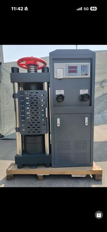 Другое строительное оборудование: Продается испытательный пресс для бетона Автоматизированный Макс — 5