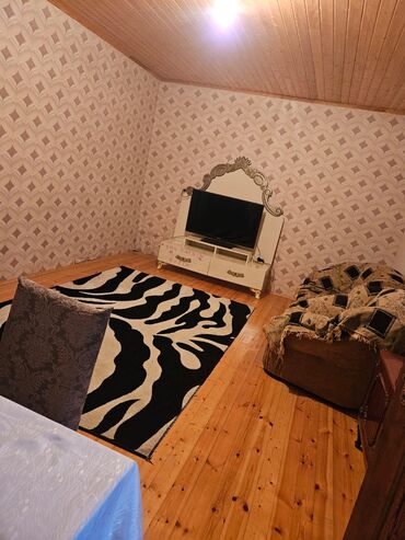 Uzunmüddətli kirayə evlər: 40 kv. m, 2 otaqlı -da lalafo.az — 4 Uzunmüddətli kirayə evlər: 40 kv. m, 2 otaqlı — 4