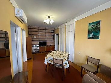 Продажа квартир: 3 комнаты, 50 м², 4 этаж at lalafo.kg — 11 Продажа квартир: 3 комнаты, 50 м², 4 этаж — 11