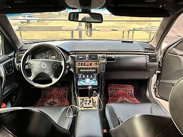 x class: Mercedes-Benz E-Class: 2000 г., 4.3 л, Автомат, Бензин, Седан — 7
