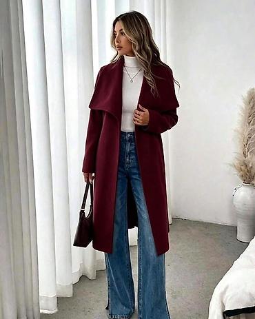 crne bunde: Novi model kaputa ✨️
Cena: 3.900dinara — 6