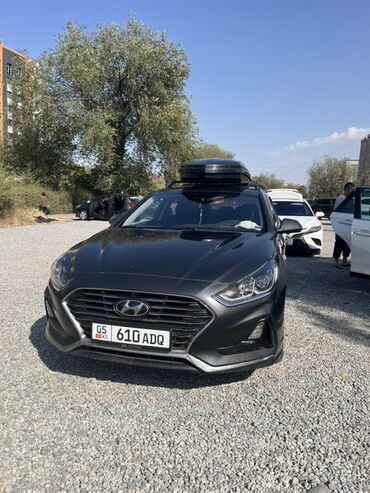 елентра хундай: Hyundai sedan с багажным боксом на крыше Особенности: - Кузов: седан