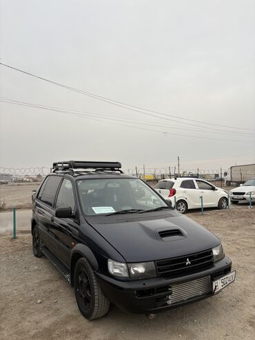 Mitsubishi: Mitsubishi RVR: 1996 г., 2 л, Механика, Бензин, Минивэн — 11