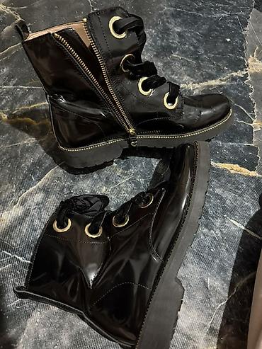 👢 Стильдүү ботинка сатылат! 🖤 ✨ Бренди: TWINSET Simona Barbieri 📏