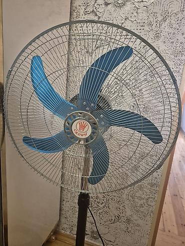 mini fan: Crown ayaqüstü ventilyator - Güclü hava dövriyyəsi üçün iri metal — 2