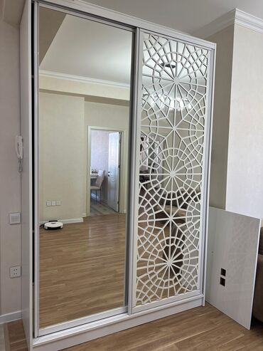 Ev üçün digər mebel: İşlənmiş, 2 qapılı Düz dolab, Qarderob, paltar dolabı
