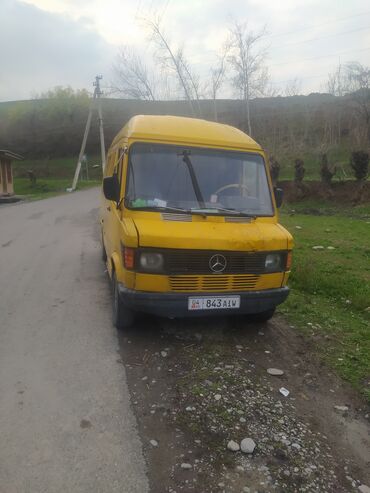 мерседес бенц: Легкий грузовик, Mercedes-Benz, Стандарт, Б/у