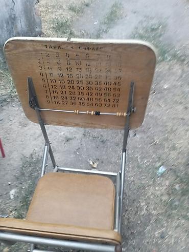 Биотуалеты для дома: Портативный туалет бежевого цвета, выполненный в цилиндрической форме — 5