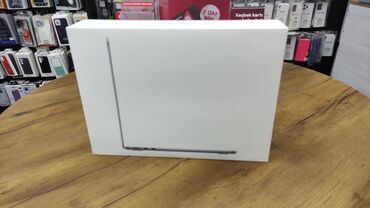 ремонт apple: Apple MacBook, 13.5 ", Apple M2, 256 ГБ