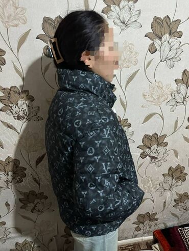 Кожаные куртки: Сатылат оптом баада контейнер жабылгандан кийин калган курткалар жаны — 2