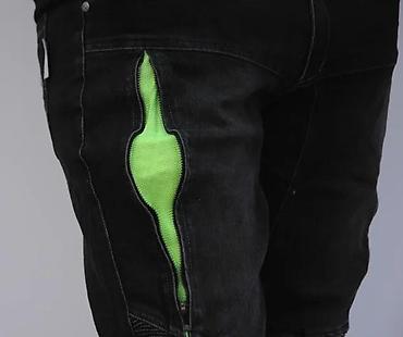 Farmerke: Crne muške farmerke sa modernim dizajnom, idealne za svakodnevno — 6