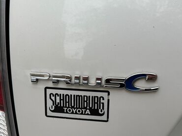 Toyota: Toyota Prius: 1.5 l | 2016 il Hetçbek — 6