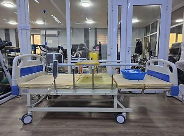 Медицинская мебель: Функциональная медицинская кровать с электроприводом - Трехсекционная — 3