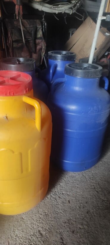 помпа для вода: Ёмкость под воду баклашки баклажка 25 литровый 200сом шт есть 4шт