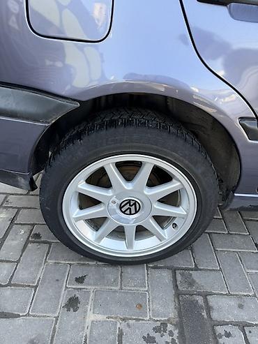 багаж гольф: Volkswagen Golf: 1996 г., 1.8 л, Механика, Бензин, Хэтчбэк — 5