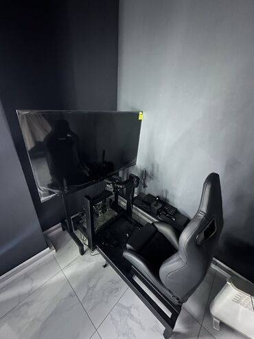 Рули: Профессиональный комплект для симрейсинга Состав и особенности: - — 1