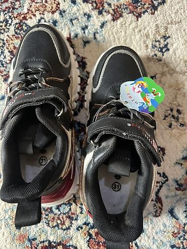 кеды reebok: Детские кроссовки размер 31. - Цвет: черный с серыми и красными — 4