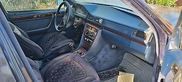 Продажа авто: Mercedes-Benz E-Class: 1995 г., 2.2 л, Механика, Бензин, Седан — 3