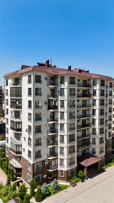 срочно продаётся 1 комнатная квартира в районе ошского рынка по улице кенсуйская: 4 комнаты, 190 м², Элитка, 9 этаж, Евроремонт